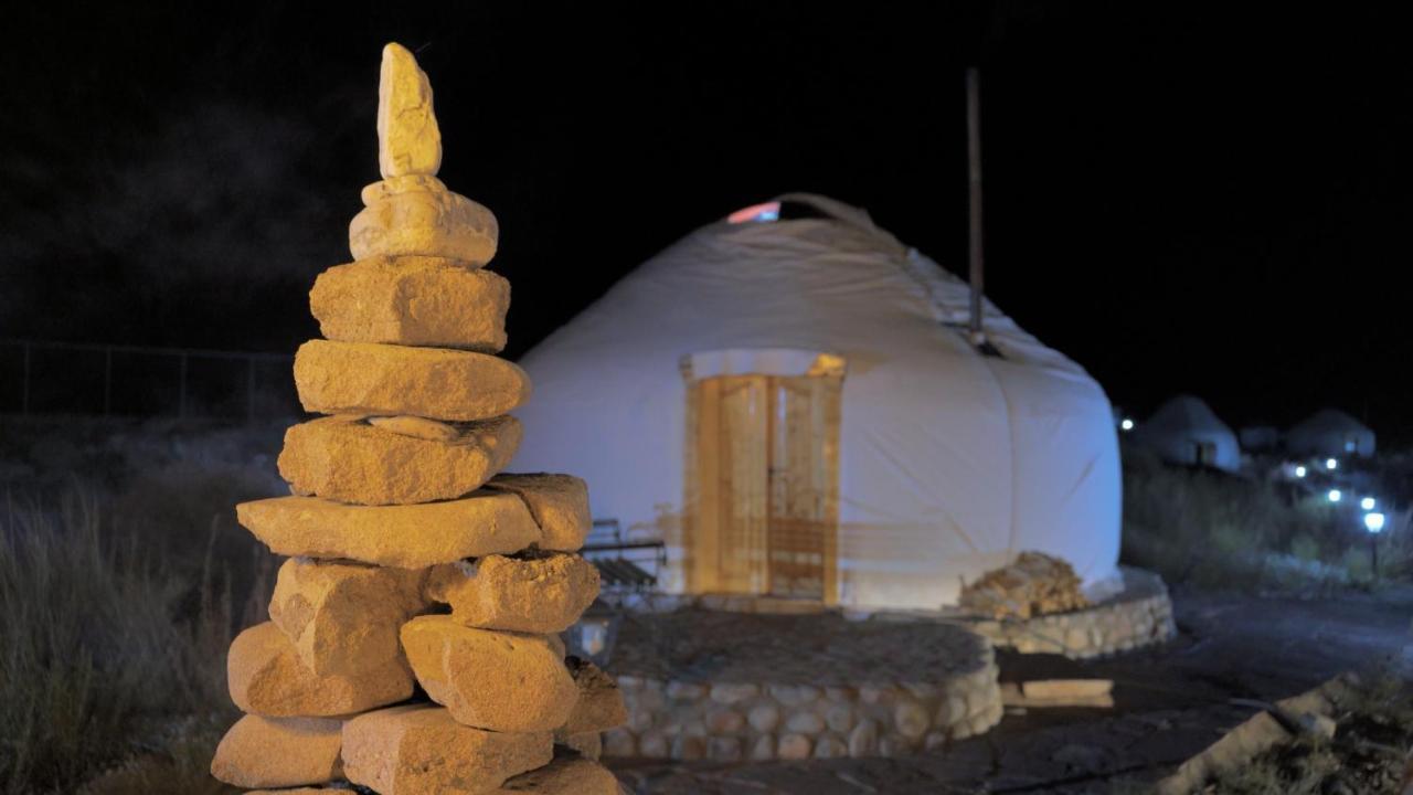 Ak-Tengir Yurt Resort Tossor Luaran gambar